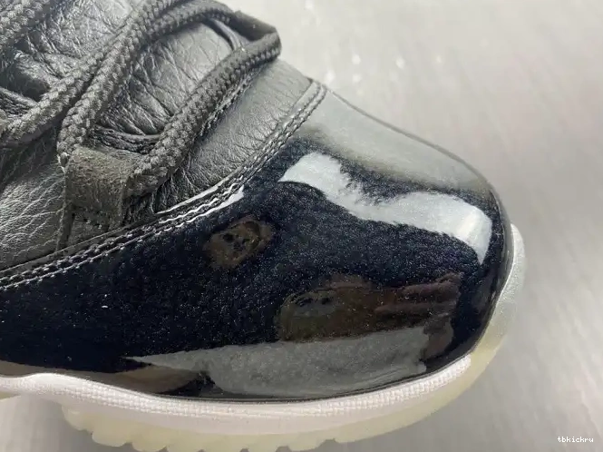 Reps TBK AV2187-001 Low Retro Jordan 11 72-10 Air 0523